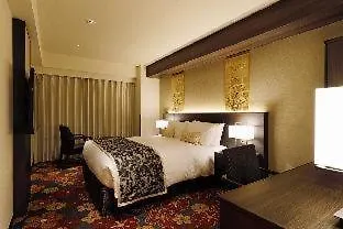 Doubletree By Hilton Kyoto Station Hotel 4*,  Japão